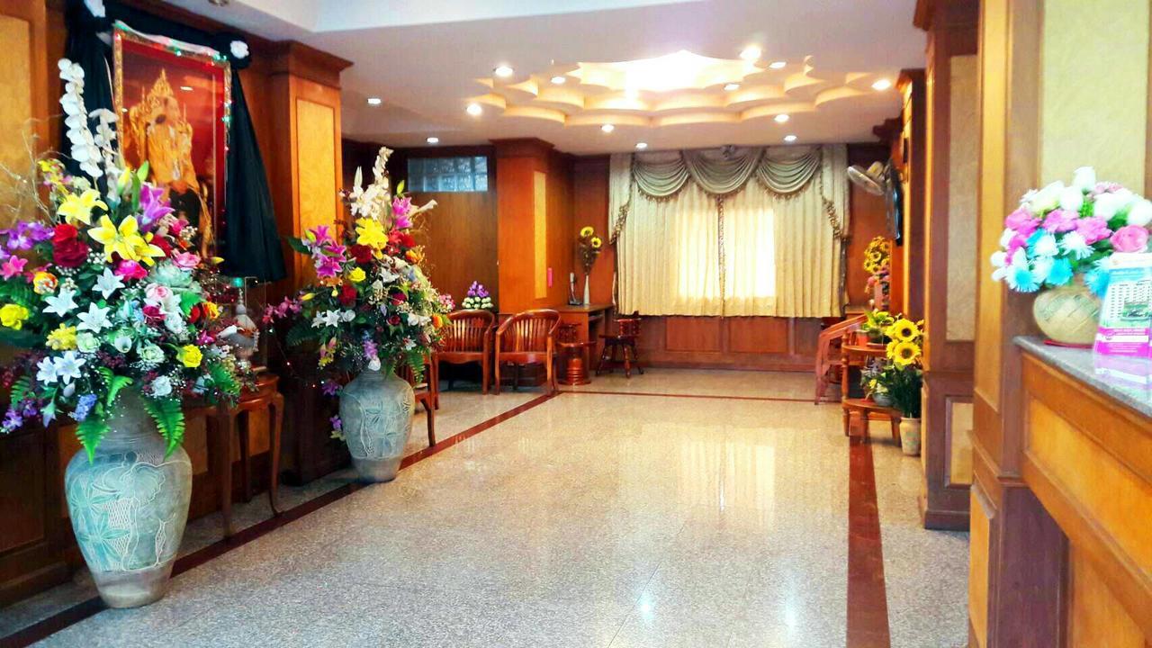 Veerasuda Condotel Ratchaburi Eksteriør billede