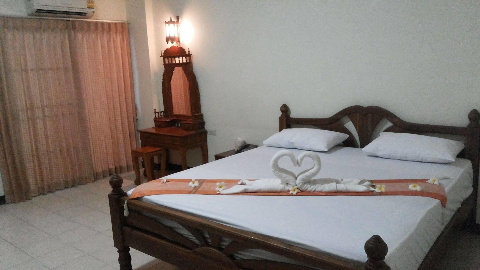 Veerasuda Condotel Ratchaburi Eksteriør billede
